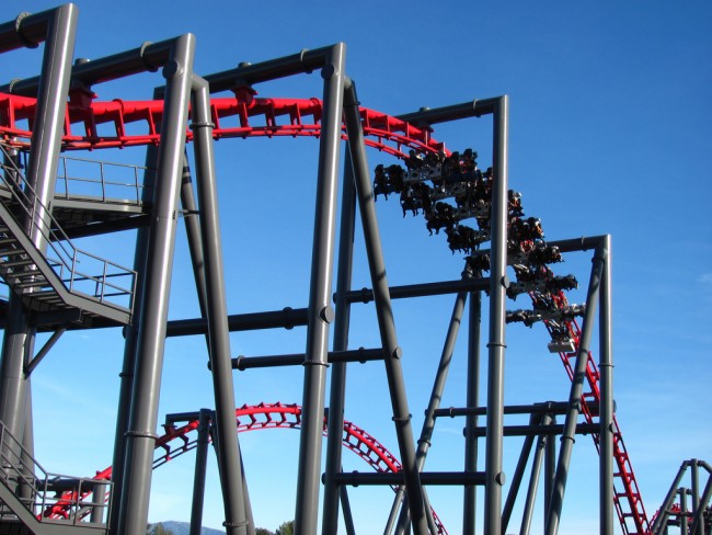 10-Year-Old Girl Dies After Riding Revolution Ride at Six Flags in L.A. 10-year-old girl