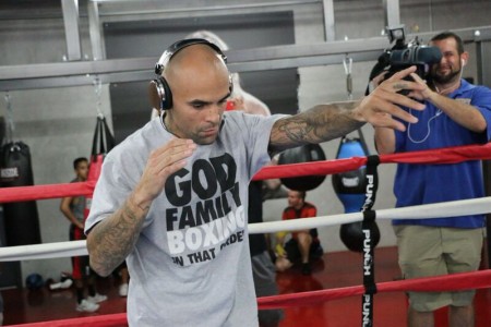 ESPN Boxing Saturday Showdown Will Feature Keith Thurman vs. Luis Collazo boxing