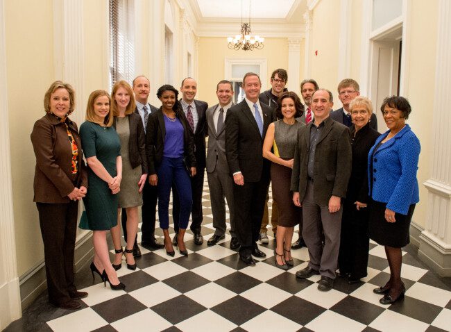 'Veep' Wins 2016 Emmy Awards for Outstanding Comedy Series Emmy Awards