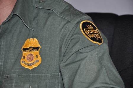 US CBP Agents Implement New Question in ESTA Program CBP
