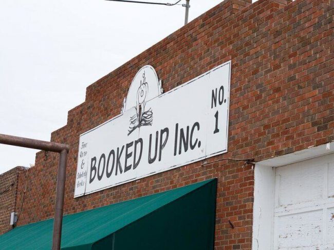 Author and Screenwriter Larry McMurtry Dies at Age 84 McMurtry