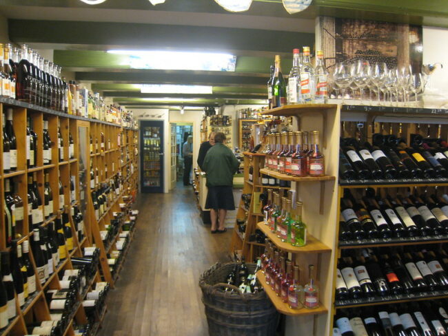 Chicago's Mayor Proposes a 10 PM Liquor Sales Curfew Liquor