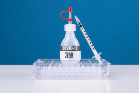 COVID-19 Vaccine Mandate Met With Defiance by Chicago Employees COVID-19