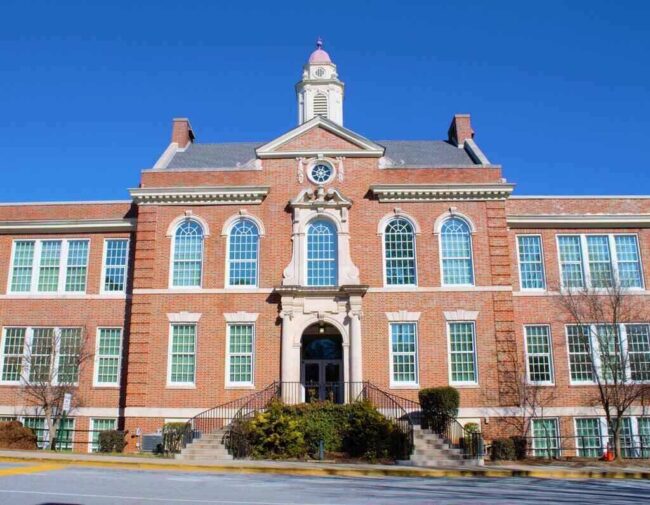 North Druid Hills High School Due to Unsafe Situation 1 North Druid Hills High School