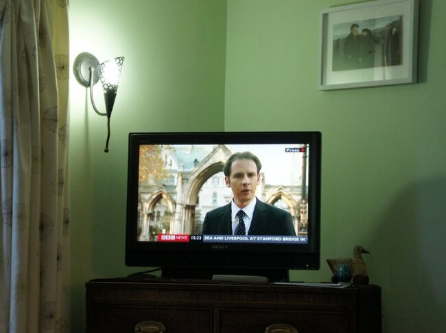 Free Thought No Longer Exists With Mainstream and Social Media media