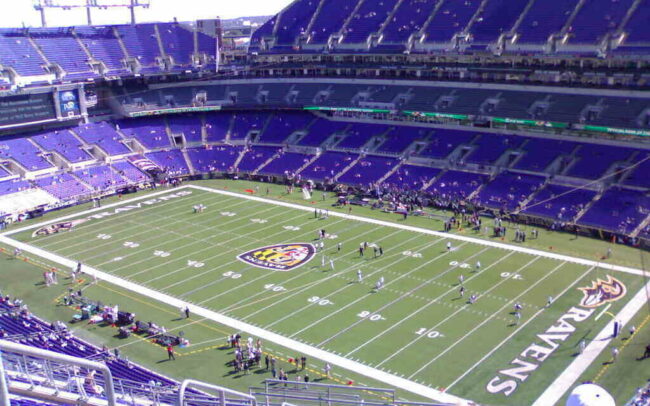 Thursday Night’s Debacle Proved that NFL Announcers Know Nothing about Football 1 football